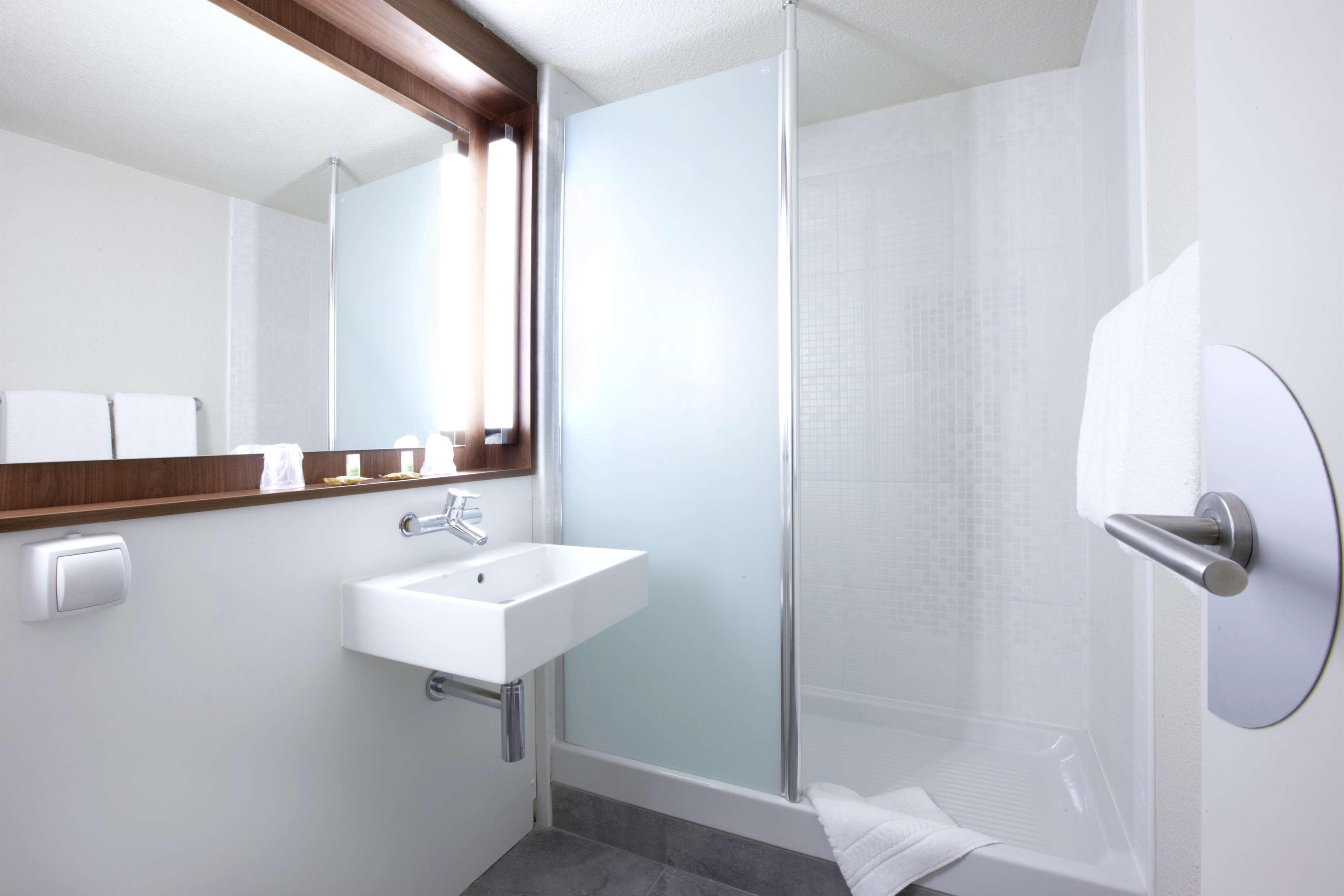 Hotel Campanile Grenoble Nord - Saint-Egreve